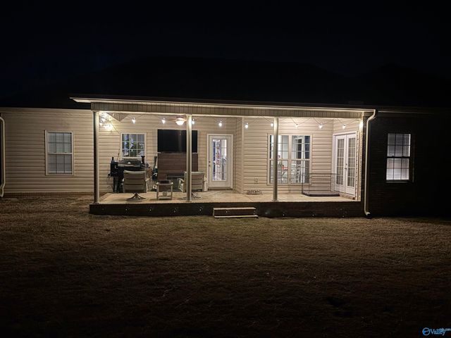 419 Pembrooke Circle, Hartselle, AL 35640