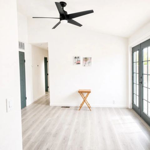 1501 E Twin Star, Palm Springs, CA 92262