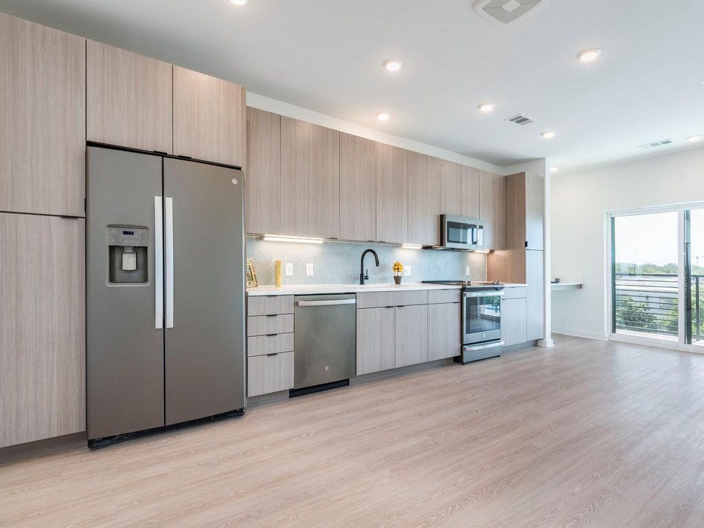 4802 S Congress Ave 410, Austin, TX 78745