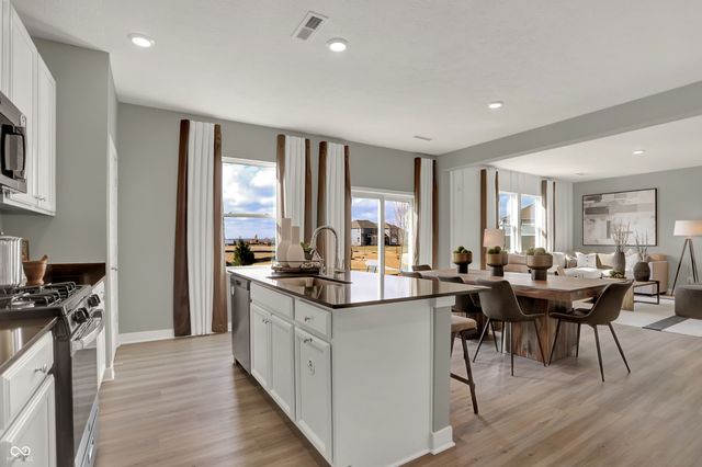 15934 Saint Elias Way, Noblesville, IN 46062