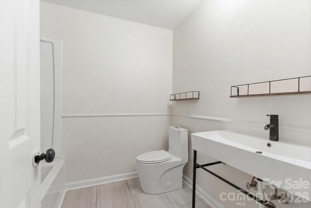 5810 Red Carriage Lane, Charlotte, NC 28212