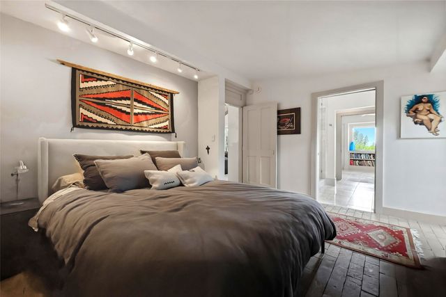 55 Paseo Del Rancho, Santa Fe, NM 87506
