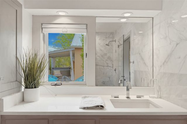 55 Paseo Del Rancho, Santa Fe, NM 87506