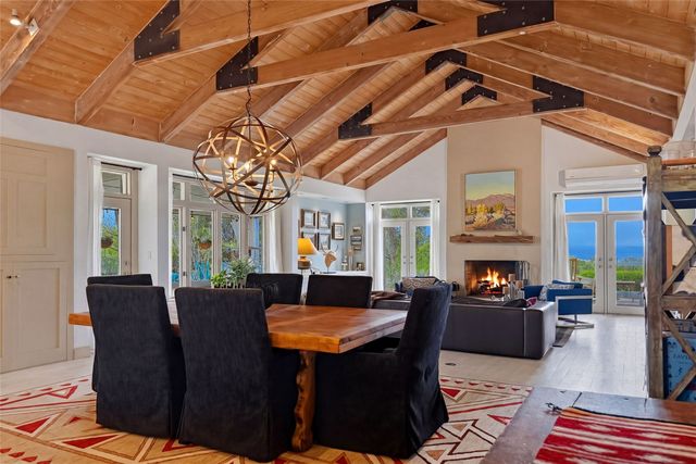 55 Paseo Del Rancho, Santa Fe, NM 87506