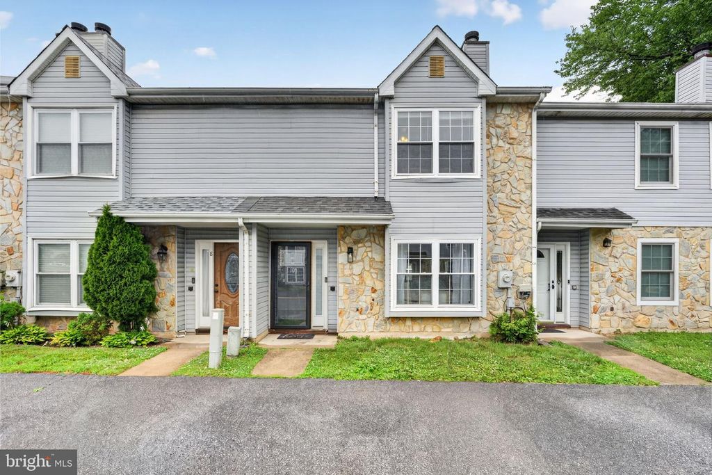 10 VON STEUBEN CT, Newark, DE 19702