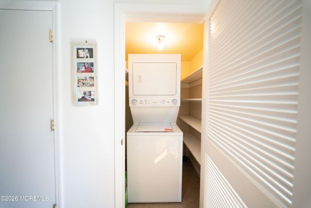 25 Meadow Avenue 39, Monmouth Beach, NJ 07750