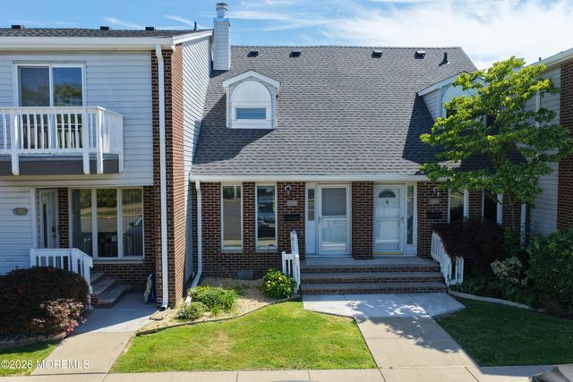 25 Meadow Avenue 39, Monmouth Beach, NJ 07750