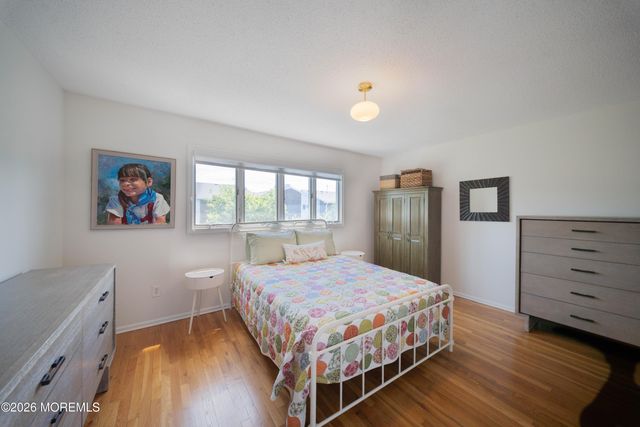 25 Meadow Avenue 39, Monmouth Beach, NJ 07750