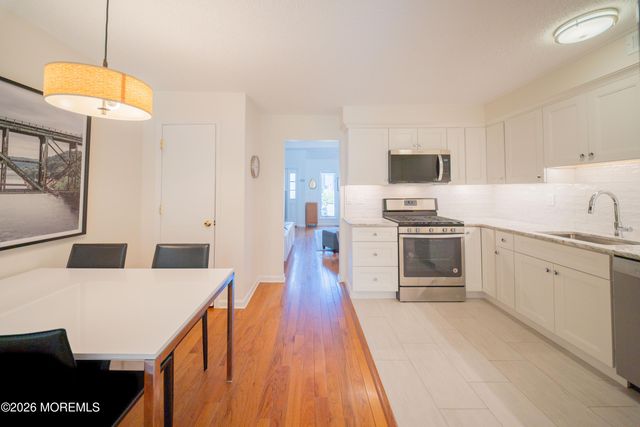 25 Meadow Avenue 39, Monmouth Beach, NJ 07750