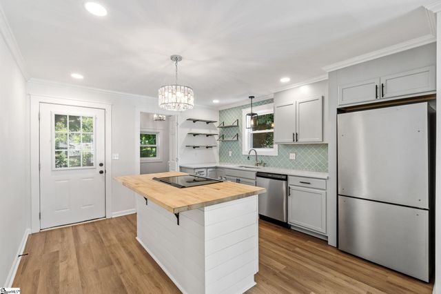 12 Hudson Street, Greenville, SC 29609