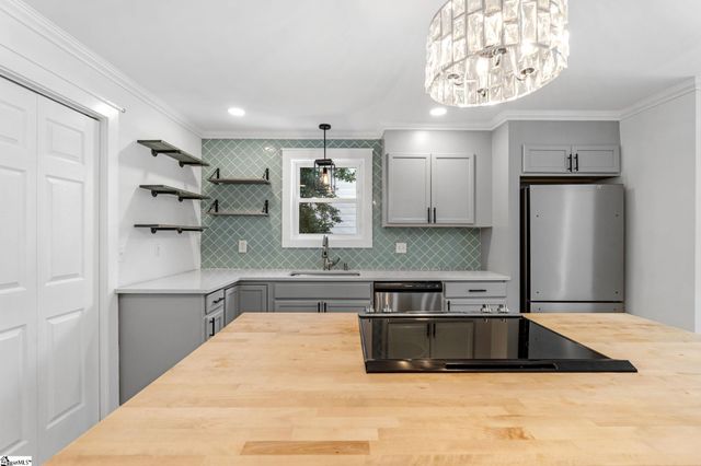 12 Hudson Street, Greenville, SC 29609