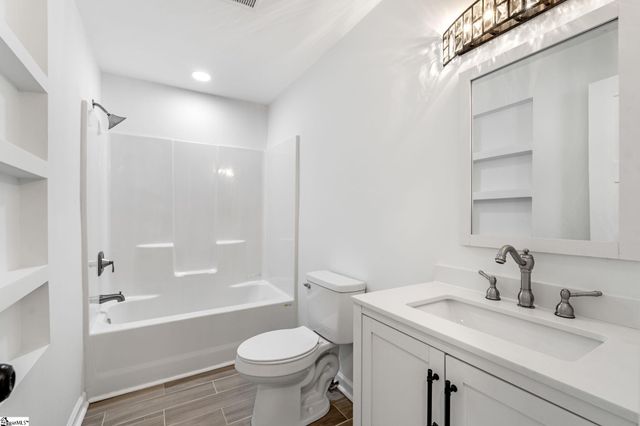 12 Hudson Street, Greenville, SC 29609