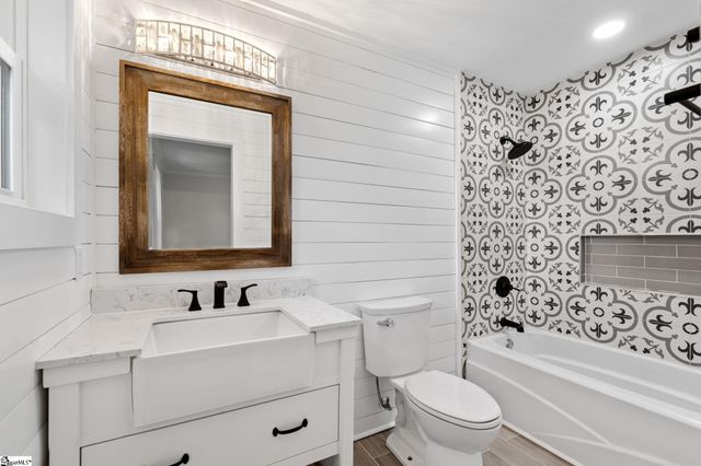 12 Hudson Street, Greenville, SC 29609