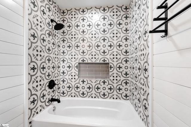 12 Hudson Street, Greenville, SC 29609