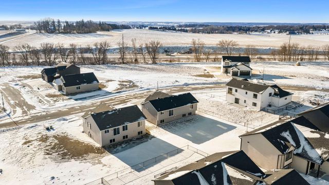 1775 4th Street NE, Byron, MN 55920