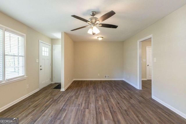 541 N Hairston Road, Stone Mountain, GA 30083