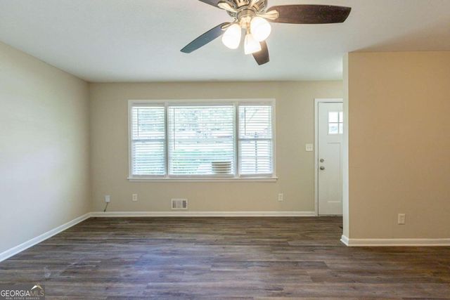 541 N Hairston Road, Stone Mountain, GA 30083