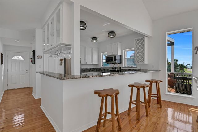 4103 Turks Point, Galveston, TX 77554