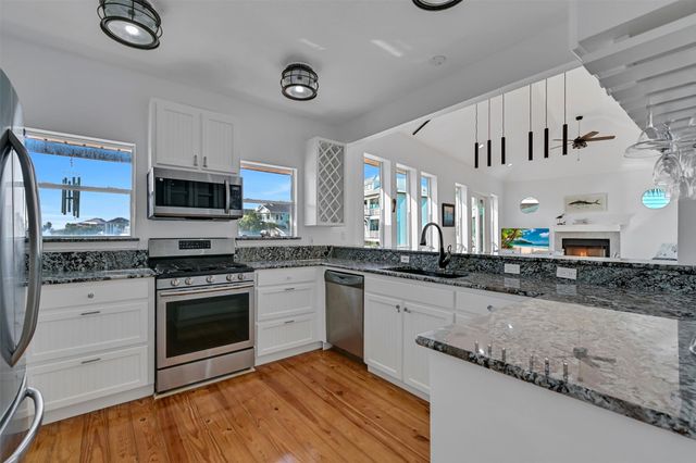 4103 Turks Point, Galveston, TX 77554