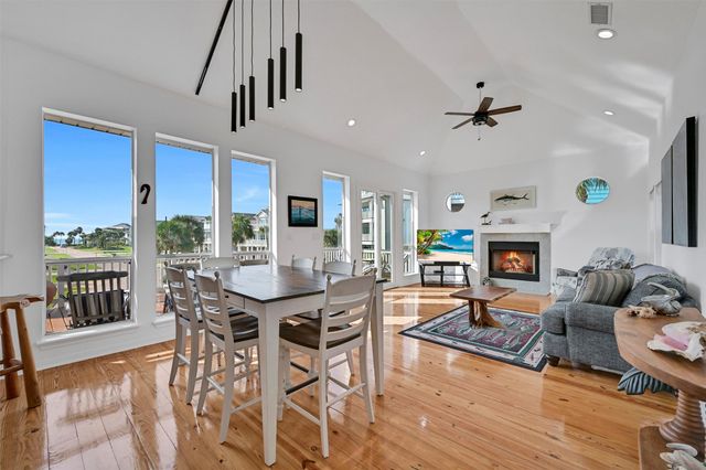 4103 Turks Point, Galveston, TX 77554