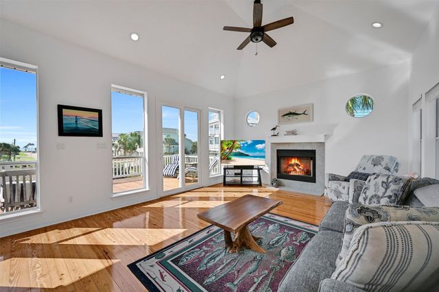 4103 Turks Point, Galveston, TX 77554