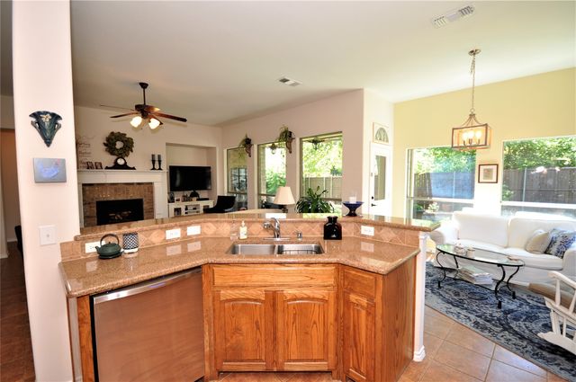 1804 Canyon Wren Drive, Mckinney, TX 75071