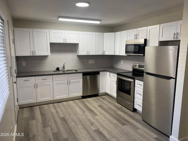 2709 E WILLETTA Street FRNT, Phoenix, AZ 85008