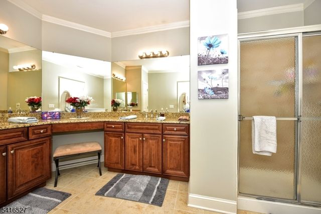 5208 Veterans Dr, Rockaway Twp., NJ 07885