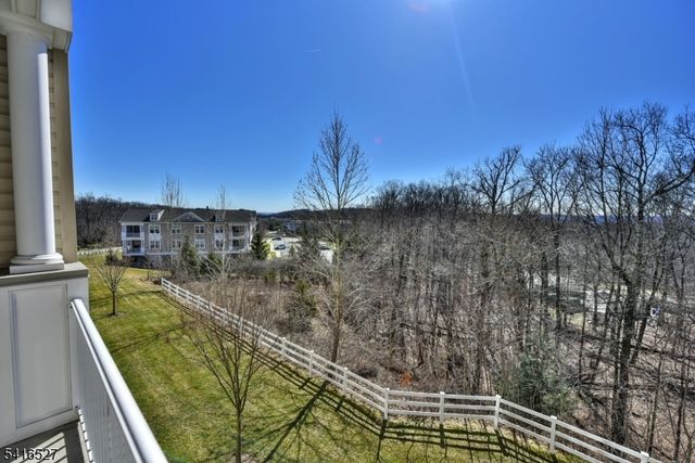 5208 Veterans Dr, Rockaway Twp., NJ 07885