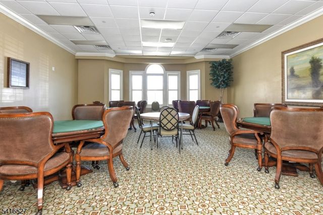 5208 Veterans Dr, Rockaway Twp., NJ 07885