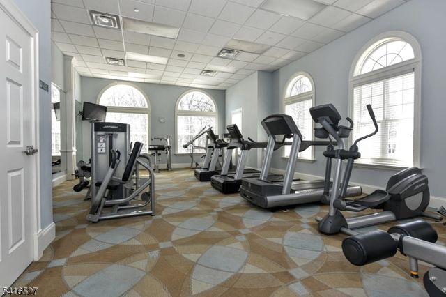 5208 Veterans Dr, Rockaway Twp., NJ 07885