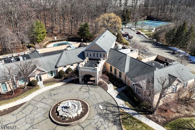 5208 Veterans Dr, Rockaway Twp., NJ 07885