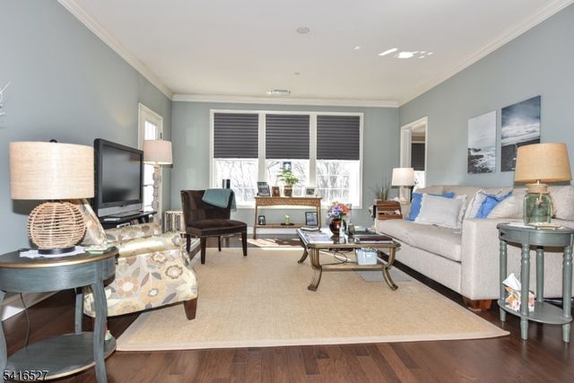 5208 Veterans Dr, Rockaway Twp., NJ 07885