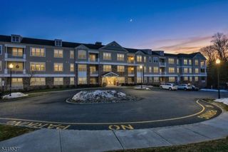 5208 Veterans Dr, Rockaway Twp., NJ 07885