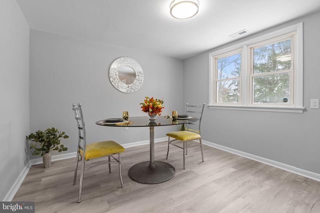 560 HOPEWELL RD, Marlton, NJ 08053