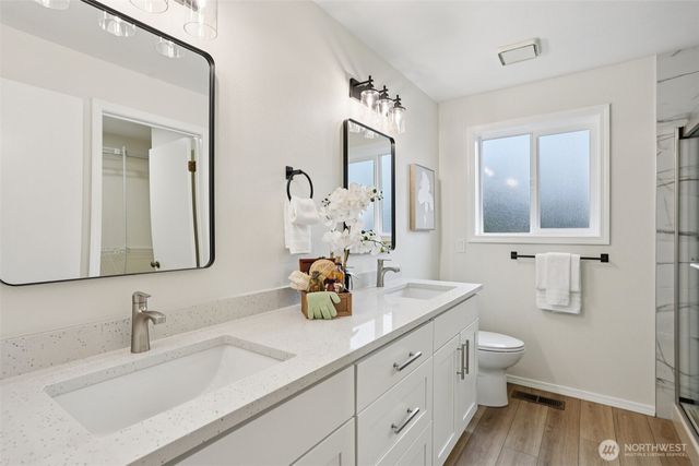 22124 NE 9th Place, Sammamish, WA 98074