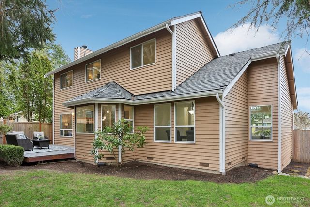 22124 NE 9th Place, Sammamish, WA 98074