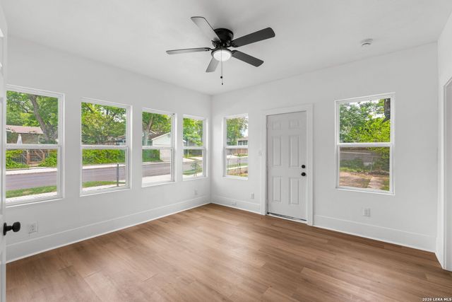 1200 W Magnolia Ave, San Antonio, TX 78201