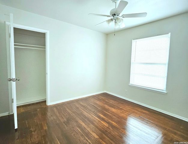 4703 Chedder, San Antonio, TX 78229