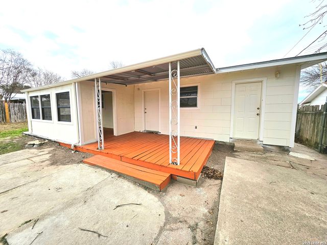 4703 Chedder, San Antonio, TX 78229