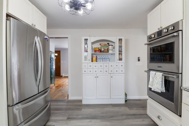 2 Marblehead Road, Windham, NH 03087