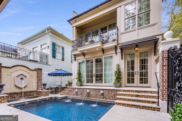 301 Abercorn Square, Peachtree City, GA 30269