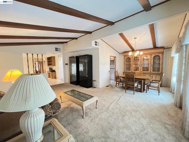 4141 Deep Creek Rd 169, Fremont, CA 94555
