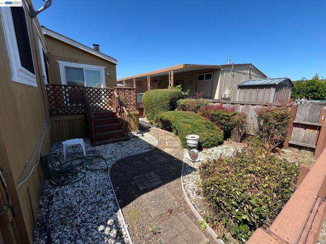 4141 Deep Creek Rd 169, Fremont, CA 94555
