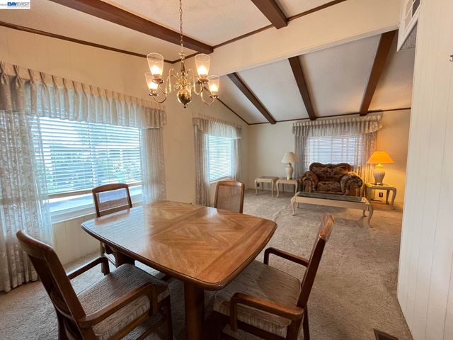 4141 Deep Creek Rd 169, Fremont, CA 94555