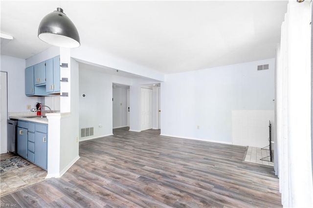 1005 Autumn Woods Ln Apt 108, Virginia Beach, VA 23454