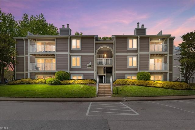 1005 Autumn Woods Ln Apt 108, Virginia Beach, VA 23454