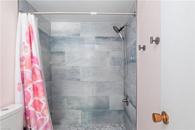 1005 Autumn Woods Ln Apt 108, Virginia Beach, VA 23454