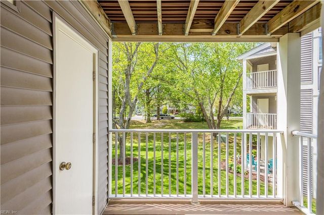 1005 Autumn Woods Ln Apt 108, Virginia Beach, VA 23454