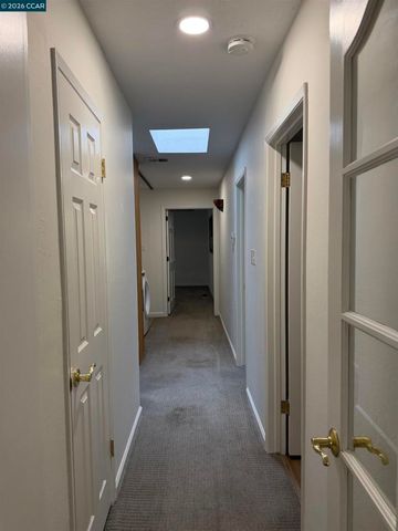 2994 Roundhill Rd, Alamo, CA 94507